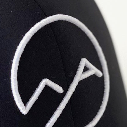 Cap Flex Fit mit "ALBDRAUFGÄNGER" - Logo - Weiß - Albdraufgänger
